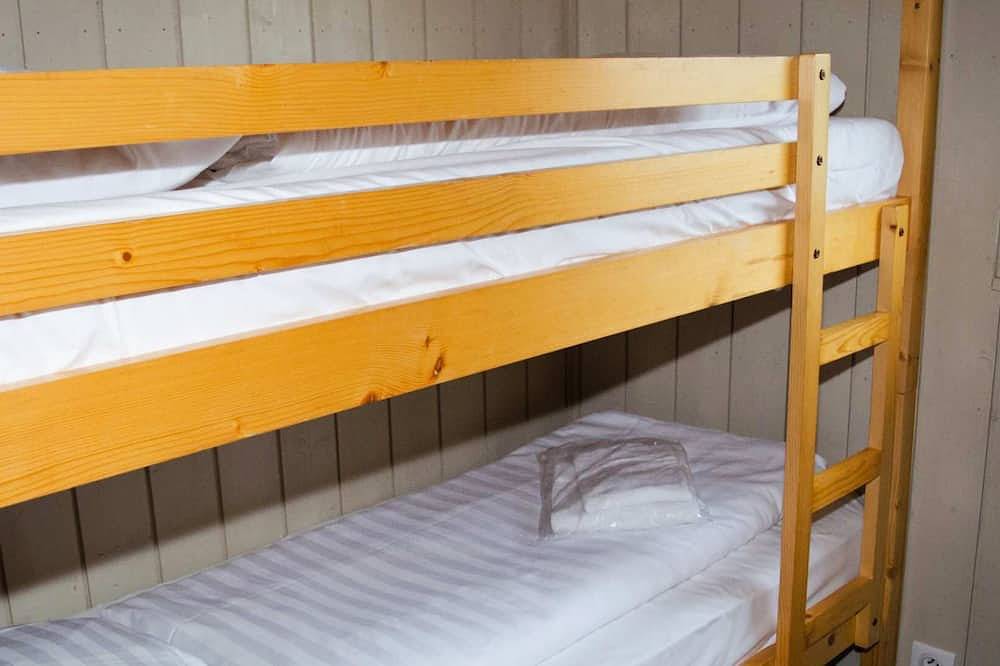 La Lune Comfort 6p - Three Bedroom Chalet, Sleeps 6 in Hastière, Regio Namur