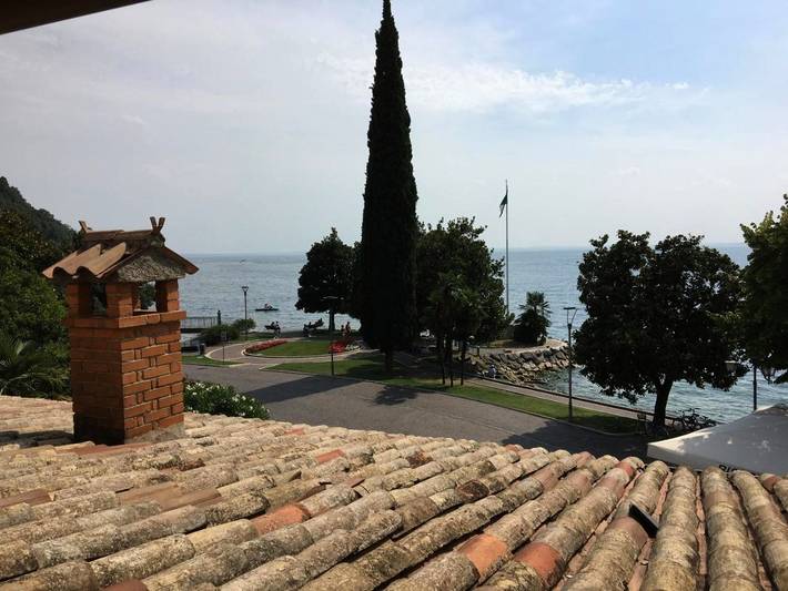 Gîte pour 4 personnes, avec vue sur le lac ainsi que balcon et vue à Garde - 3