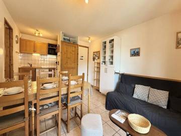 Gîte pour 6 personnes, avec balcon dans Office De Tourisme De Flumet