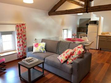 Gîte pour 4 personnes, avec jardin à Fontenoy-le-Château
