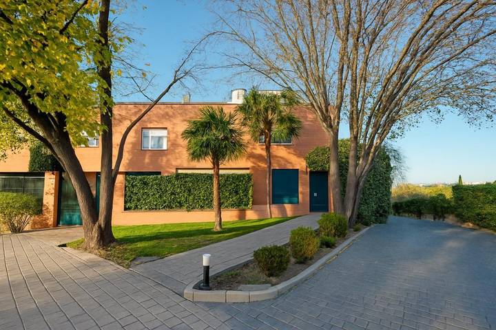 B&b voor 2 personen, met uitzicht en tuin in Madrid