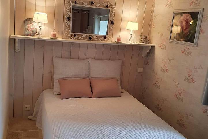 Location de vacances pour 7 personnes, avec jardin et terrasse à Cubnezais - 3