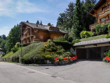 Gîte pour 2 personnes, avec terrasse dans Chesières