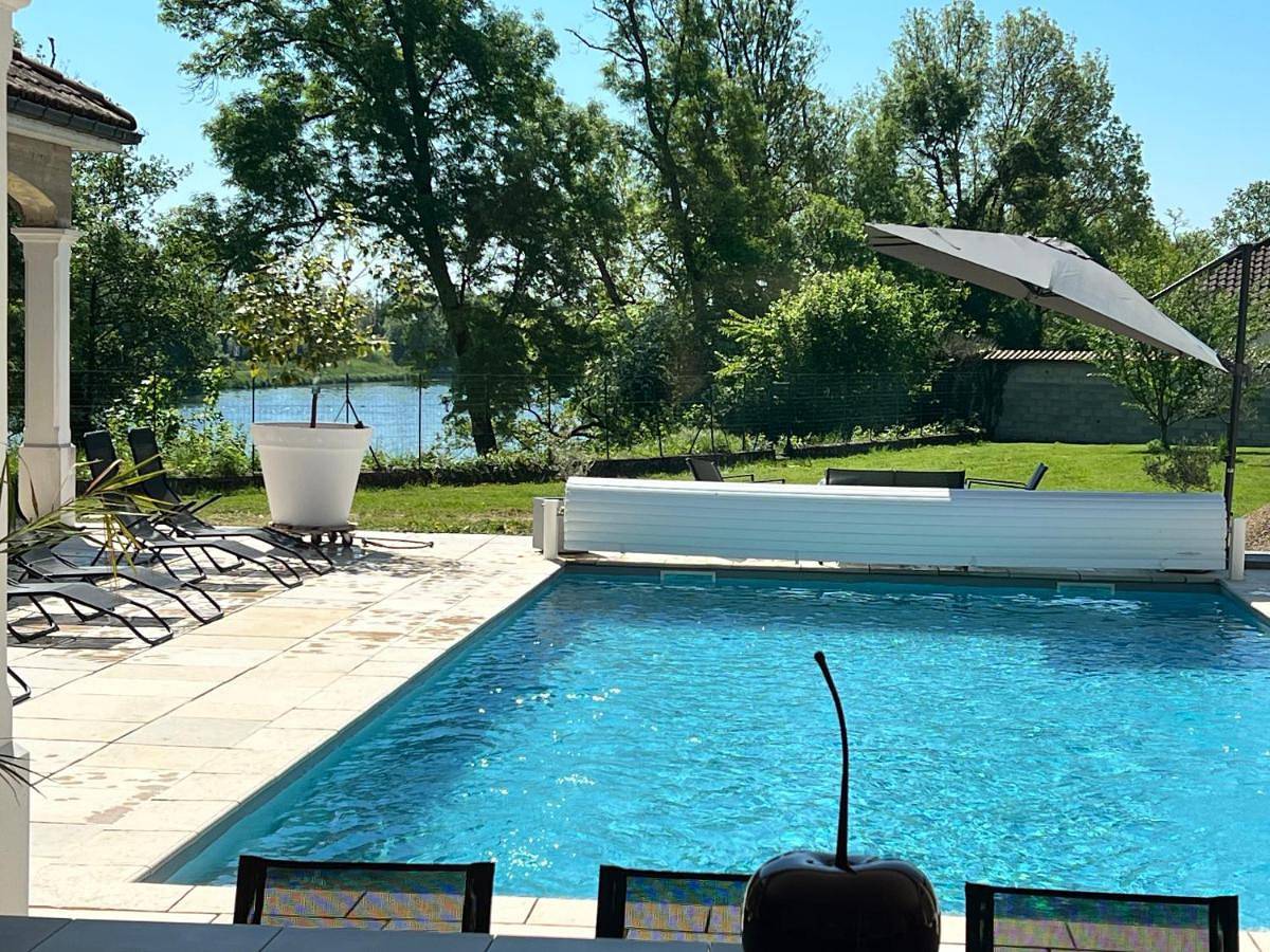 Double Room in Lamarche-sur-Saône, Région de Dijon