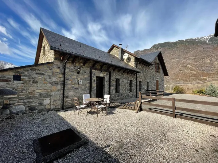 Casa rural para 4 personas, con terraza y vistas - 1