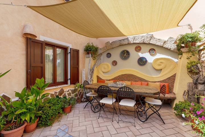 Room 'Camera A Dorgali Al B&B Sa Madalena' with Private Garden, Wi-Fi and Air Conditioning in Dorgali, Gulf of Orosei