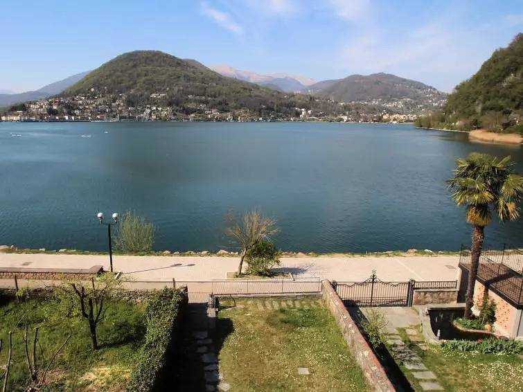Ganze Wohnung, 3 Zimmer 5 Personen in Lavena Ponte Tresa, Luganer See (Lombardei)