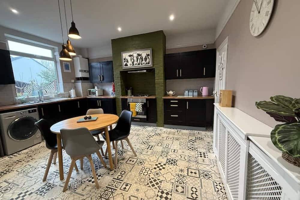 Apartamento entero, Horbury town, walkable to all amenities. in Wakefield, Yorkshire del Oeste