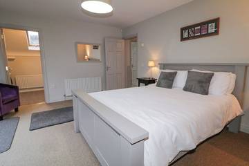 Cottage for 8 People in County Fermanagh, Photo 2