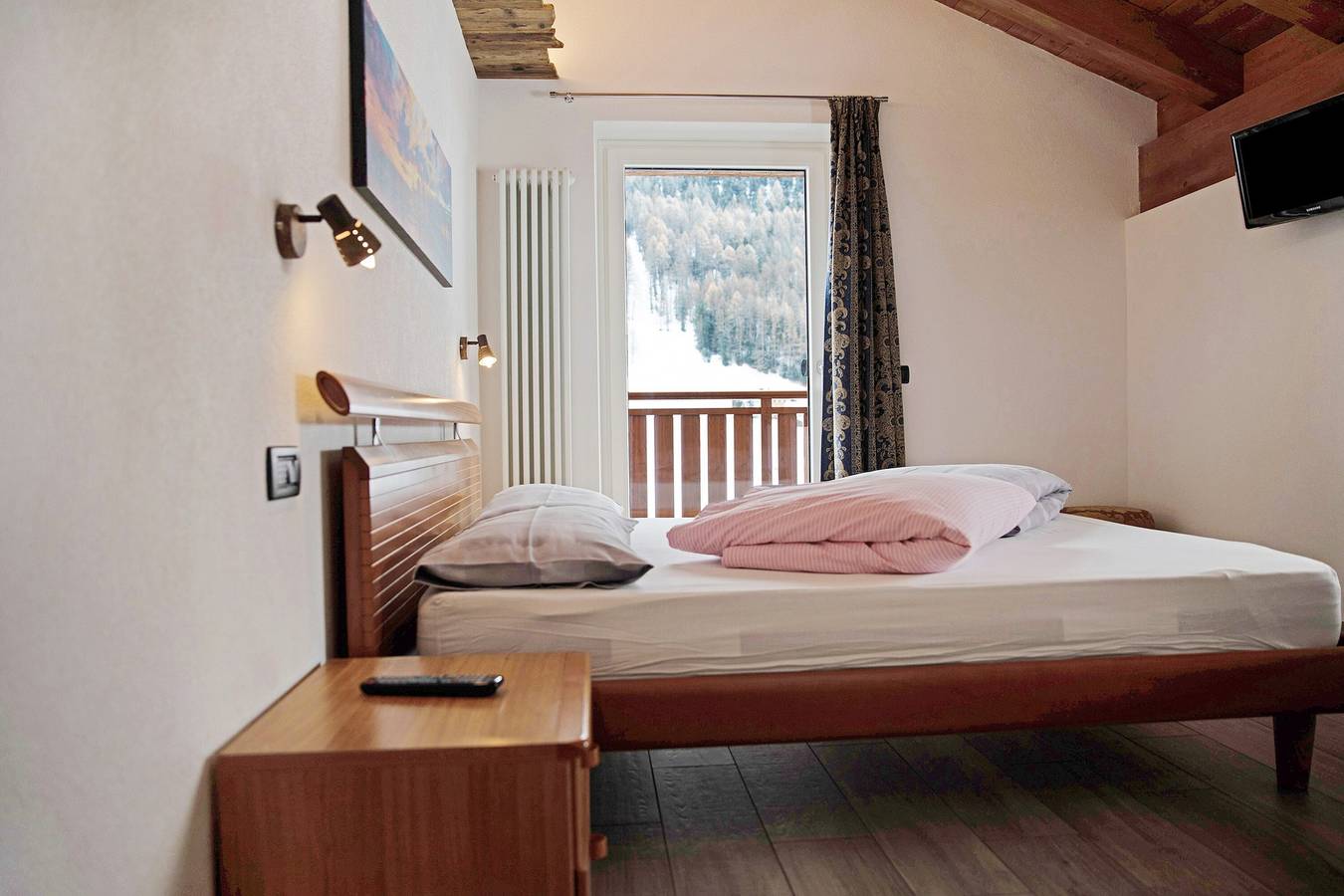 Appartement "Casa Nicoletta inverno" dicht bij de skiliften met uitzicht op de bergen, foto 11