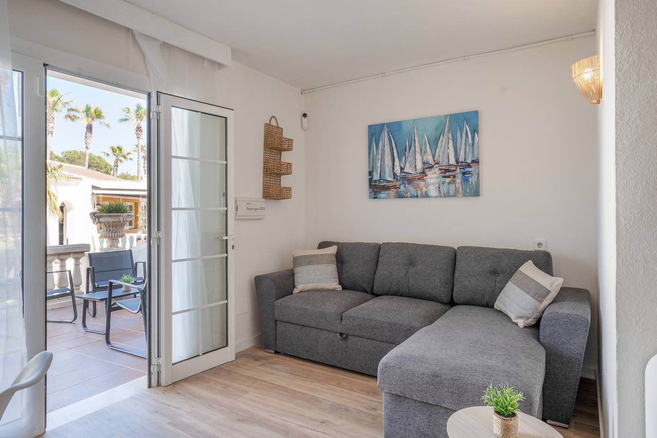 Appartement familial à Cap d'Artrutx avec piscine et terrasse privée in Cala en Bosc, Ciutadella