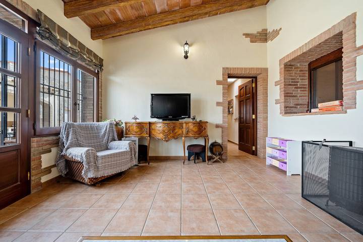 Casa de vacaciones 'Mas Del Vedell' con piscina privada, Wi-Fi y aire acondicionado in La Ampolla, Delta del Ebro