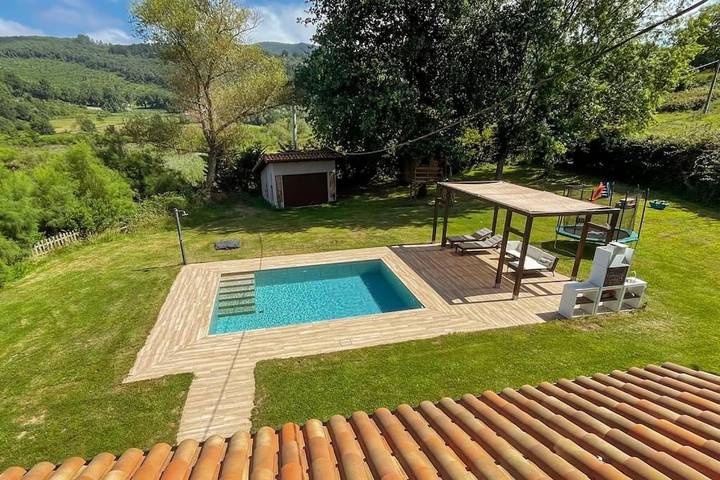Location de vacances pour 8 personnes, avec jardin ainsi que vue et piscine à Gautegiz Arteaga - 3
