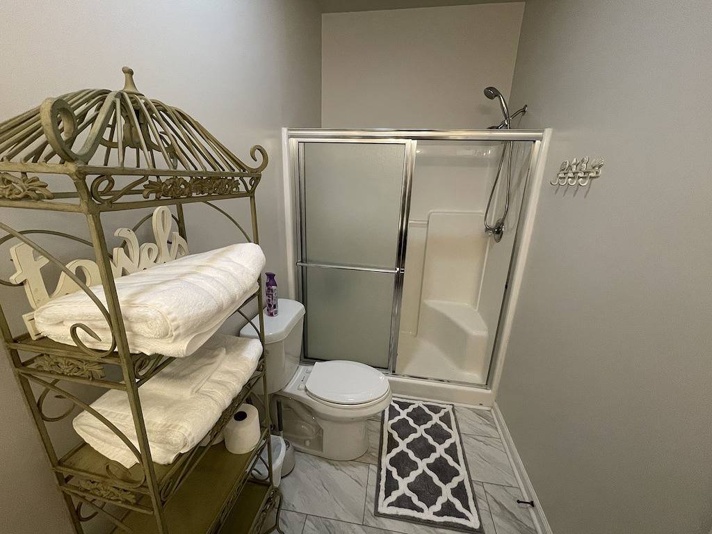 Ganze Wohnung, Beautiful King Suite-2 Br Lake Front Golf Condo - Sandpiper Bay Golf Club in Sunset Beach (NC), Brunswick County