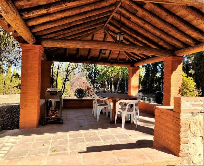 Casa rural para 8 personas, con Terraza y Jardín además de Piscina y Vistas en Arriate - 2