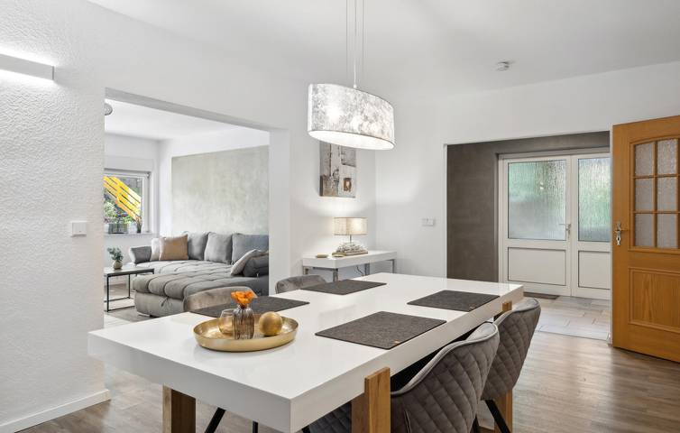 Ganze Ferienwohnung, Charmante Wohnung in der Nähe von Stadtzentrum & See in Strasburg (Uckermark), Vorpommern Greifswald