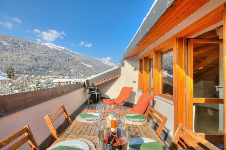 Gîte pour 6 personnes, avec Terrasse et Bassin pour enfant à Oulx