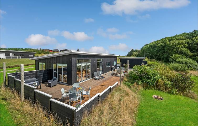 Ferienhaus für 10 Personen, mit Terrasse und Garten in Hostrup Strand