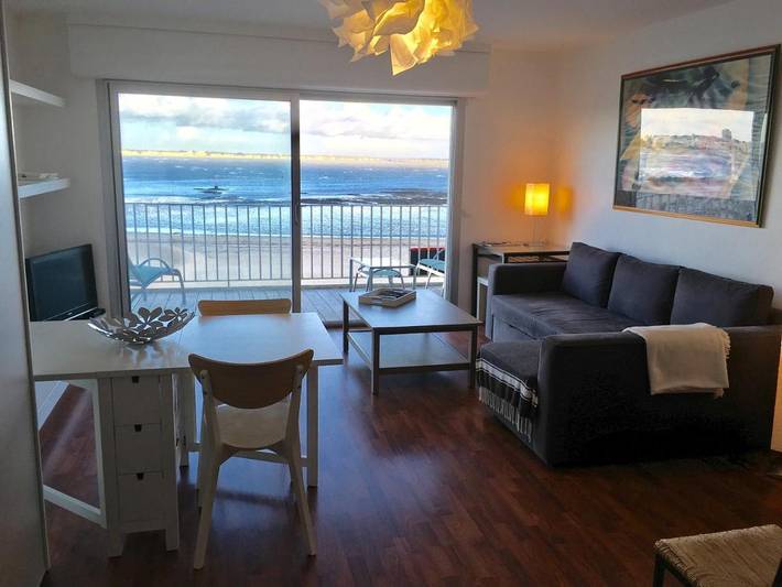 Gîte pour 2 personnes, avec vue et balcon dans Plage du Nau - 2