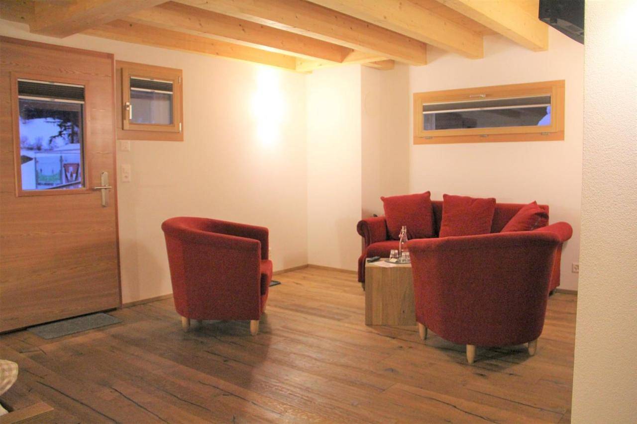 Standard Double Room with Shared Bathroom in Ernen, Aletsch Arena
