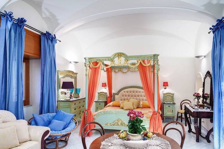 Ferienwohnung für 3 Personen, mit Pool und Garten sowie Balkon - 1