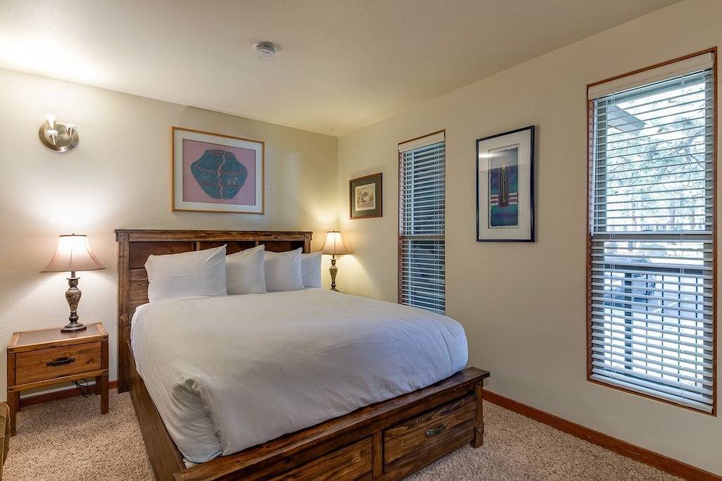 Ganze Wohnung, Beautiful updated one bedroom condo at Seventh Mountain Resort. in Mt. Bachelor