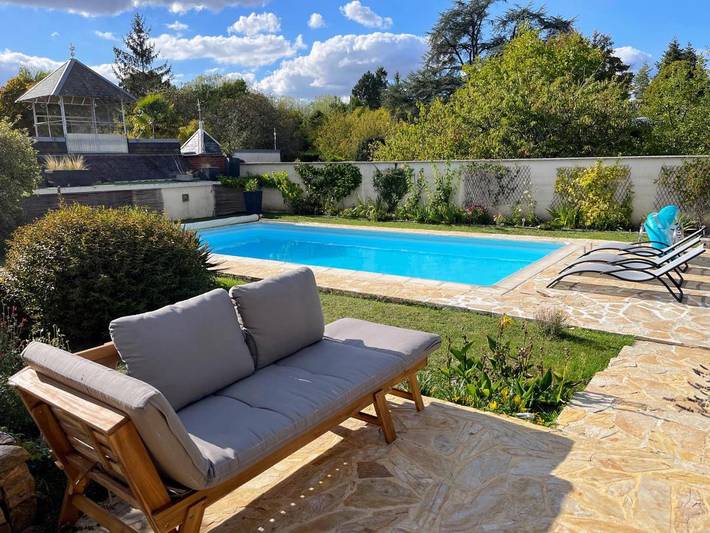 Location de vacances pour 10 personnes, avec piscine ainsi que jardin et jacuzzi, animaux acceptés à Chitenay - 2