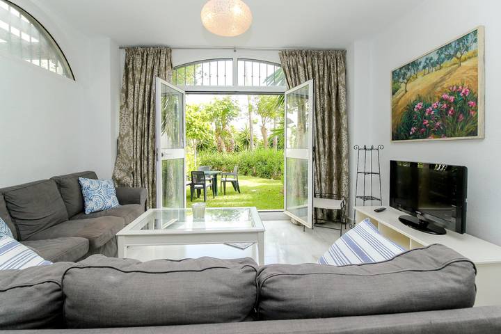 Holiday apartment for 4 people, with garden and balcony - 1