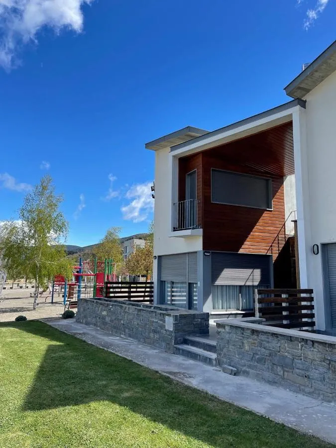 Casa de vacaciones para 8 personas, con piscina además de vistas y terraza, Se admiten mascotas - 1