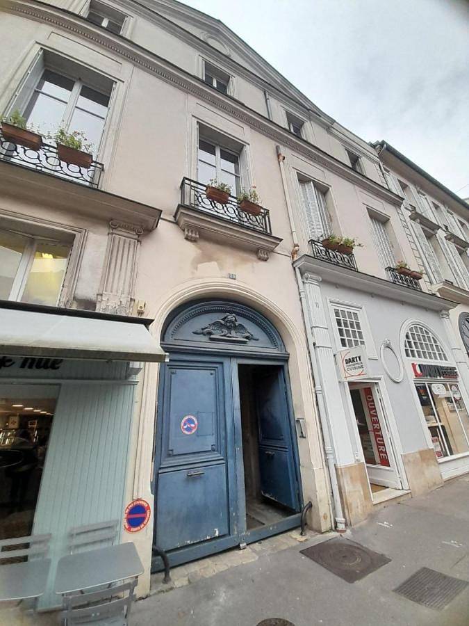 Hotel für 3 Personen, mit Balkon und Whirlpool sowie Terrasse und Pool in Schloss Versailles - 4