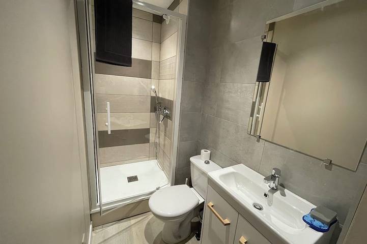 Ganze Wohnung, T2 Refait À Neuf Plein Cœur De Ville De Rodez in Rodez, Aveyron