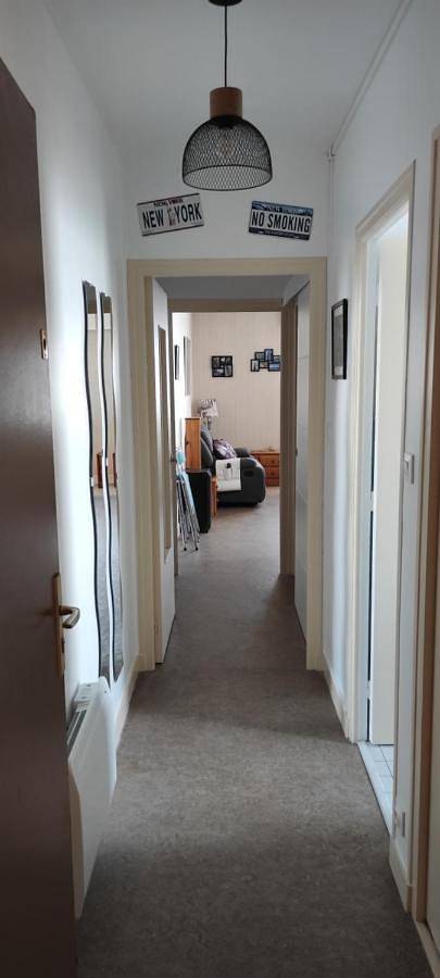 Appartement entier, One-Bedroom Apartment in Pont-l'Abbé, Région de Quimper