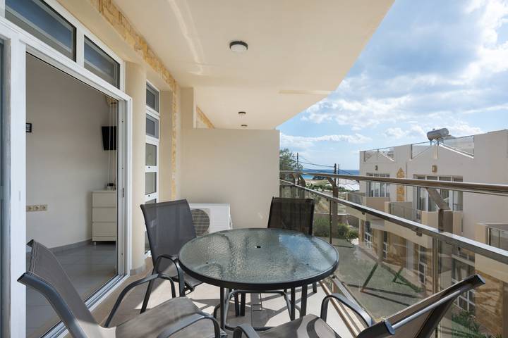 Hel lejlighed, Apartment with Sea View Close to the Beach in Lasithi