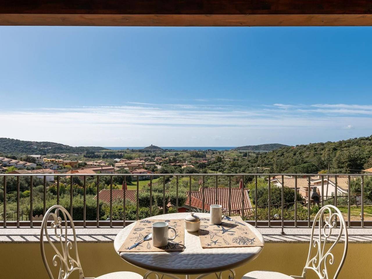 Appartamento intero, Haus mit Panoramablick in Chia in natürlicher Umgebung in Chia, Domus De Maria