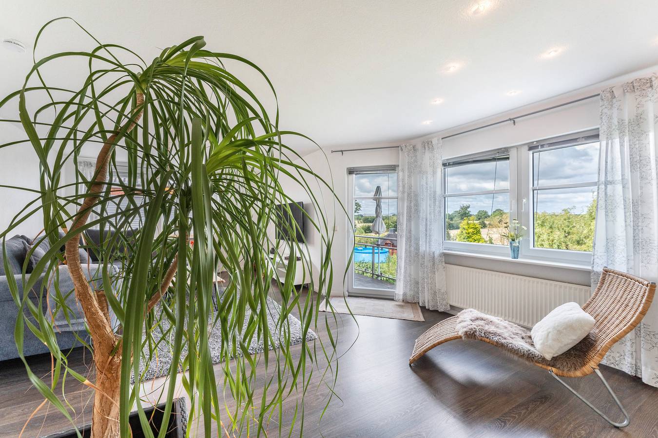 Ganze Wohnung, Apartment 'Am Rande Neumünsters' mit Balkon in Neumünster, Schleswig-Holstein Binnenland