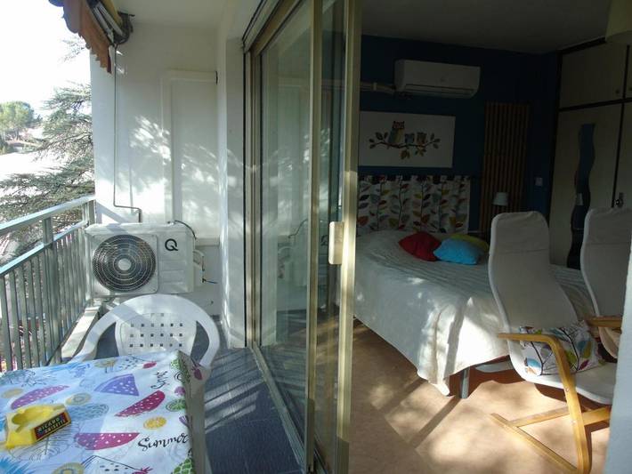 Gîte pour 2 personnes, avec vue et balcon dans Casino de Greoux les Bains - 4