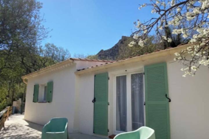 Maison de vacances pour 3 personnes, avec jardin et terrasse, animaux acceptés