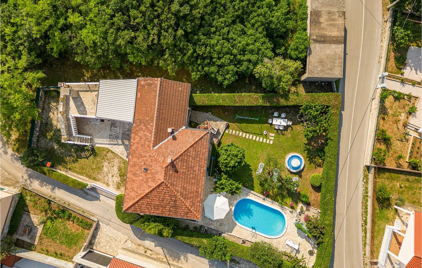 Ferienhaus für 8 Personen mit Terrasse in Poličnik, Zadar