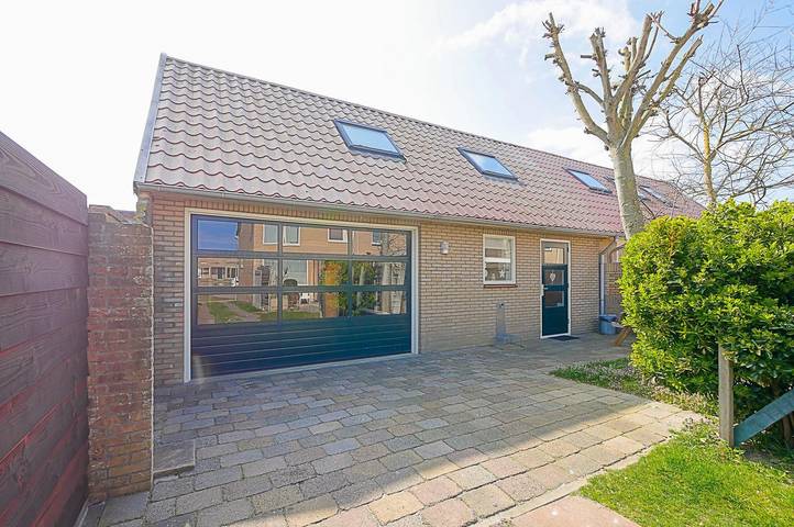 Ferienhaus für 2 Personen, mit Balkon/Terrasse und Terrasse sowie Garten in Callantsoog