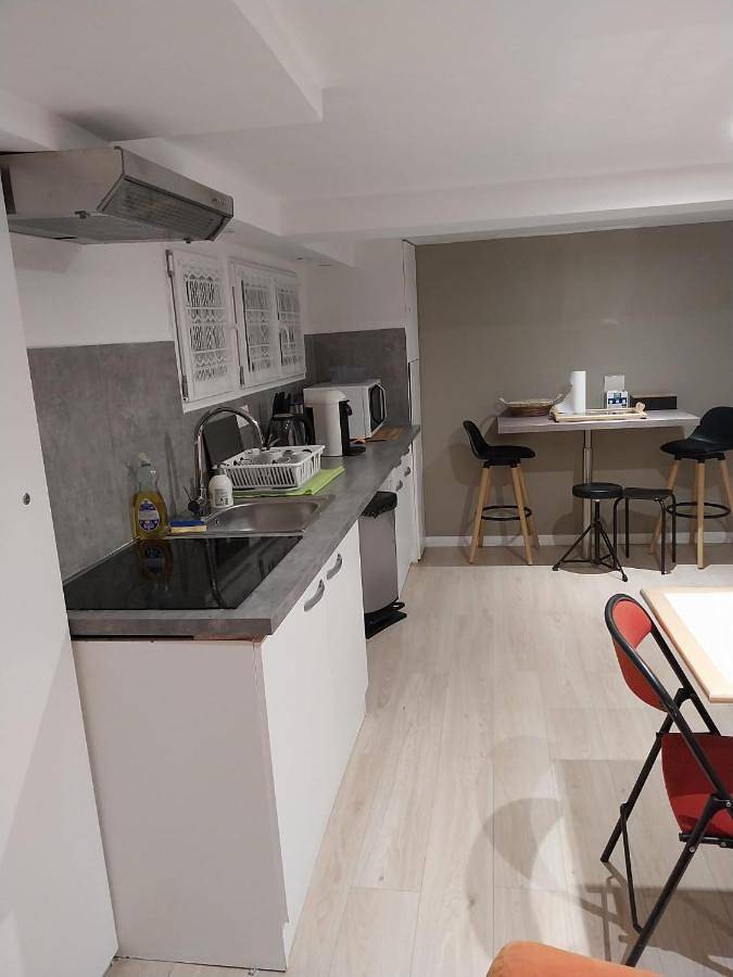 Location de vacances pour 3 personnes, avec vue et jardin à Savigny-sur-Orge - 3