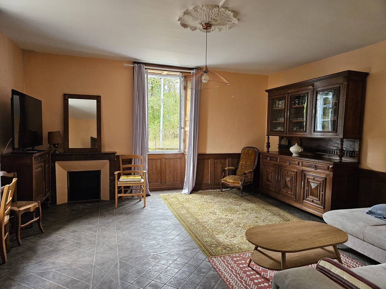 Gîte le Caddet, casa tradicional bearnesa en plena naturaleza in Poursiugues-Boucoue, Béarn
