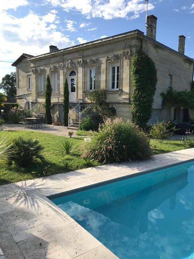 Location de vacances pour 2 personnes, avec jardin et piscine à Saint-Loubès - 4