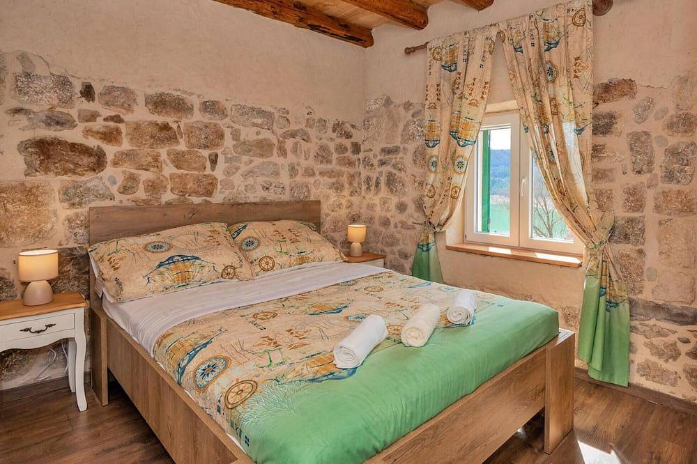 Prachtig huis in Ricice met uitzicht op. in Makarska Riviera