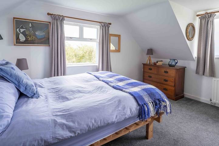 Beachside Ferienhaus in herrlicher Lage mit Blick auf den wilden Atlantikweg. in Castlecove, County Kerry