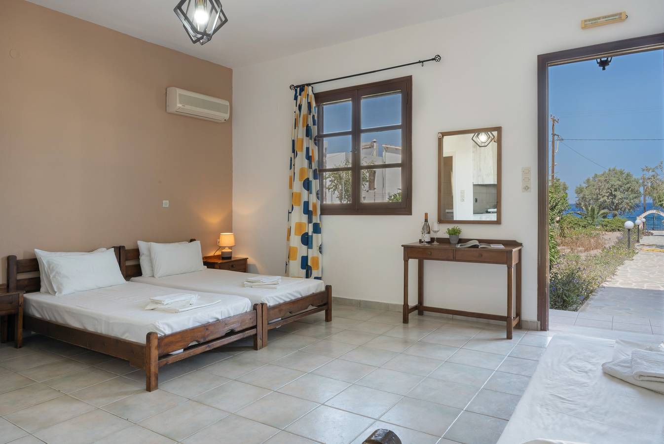 Hel enrumslägenhet, Studio Apartment 'Frantzis 2' with Sea View, Wi-Fi and Air Conditioning in Pali, Nisyros