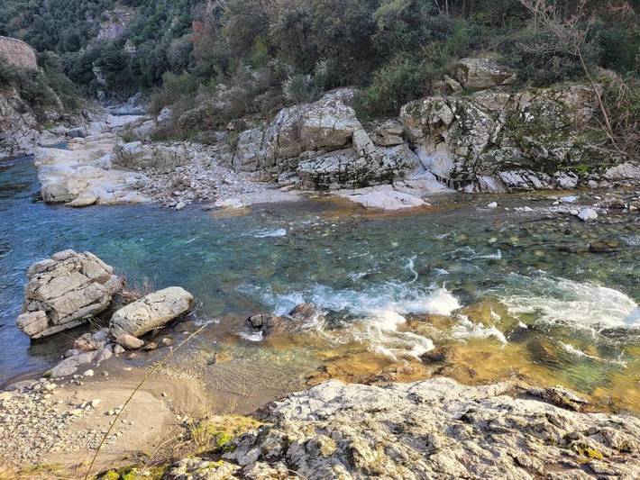 Location de vacances pour 8 personnes, avec Jacuzzi et Terrasse ainsi que Jardin et Piscine à L'Estréchure - 4