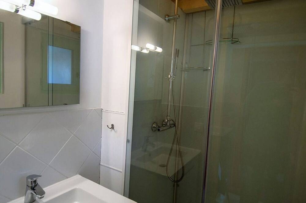 Chalet confortable - 2 pers. in Aigueblanche, Massif de la Vanoise