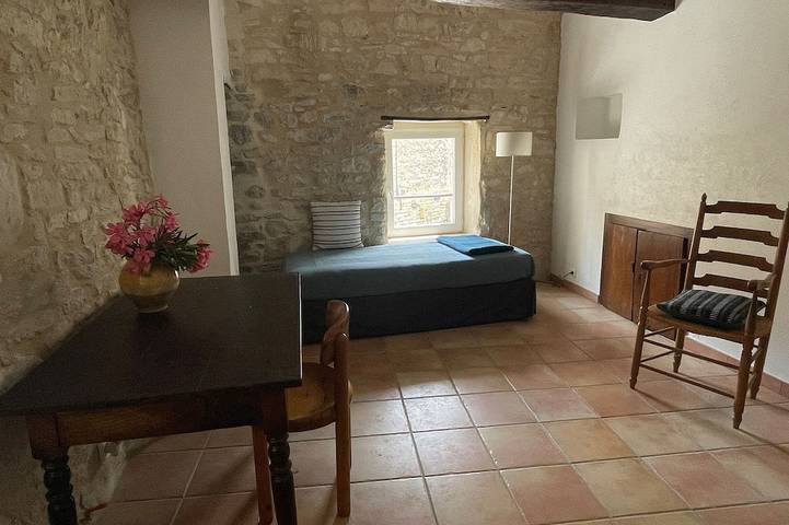 Location de vacances pour 5 personnes, avec terrasse à Saint-Privat-de-Champclos - 3