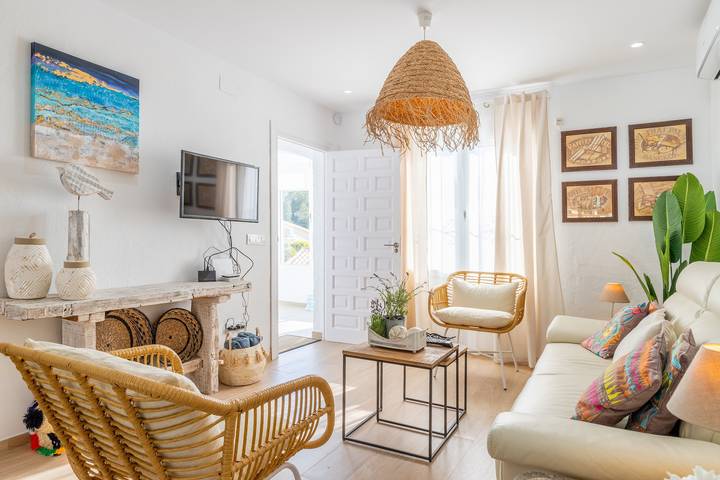 Casa de vacaciones "El Pinito Moraira" con terrazas privadas, piscina privada y Wi-Fi in Teulada, Costa Blanca
