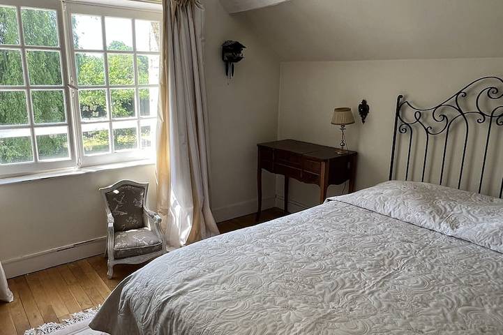 Location de vacances pour 8 personnes, avec jardin, animaux acceptés à Ménilles - 2